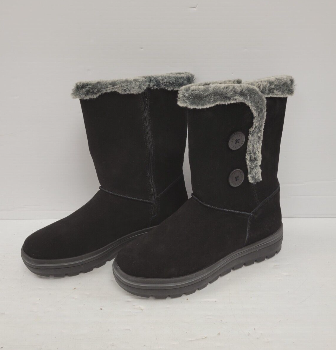 (65974-2) Sketchers 49864 Boots - Size 7.5 US