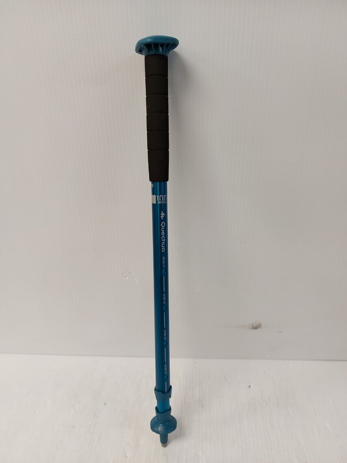 (N82504-4) Quechua Single Hiking Stick
