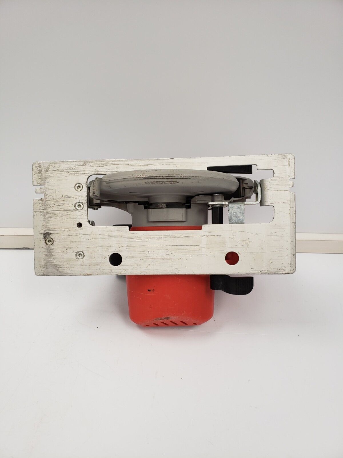 (70724-3) Milwaukee 0730-20 Circular Saw