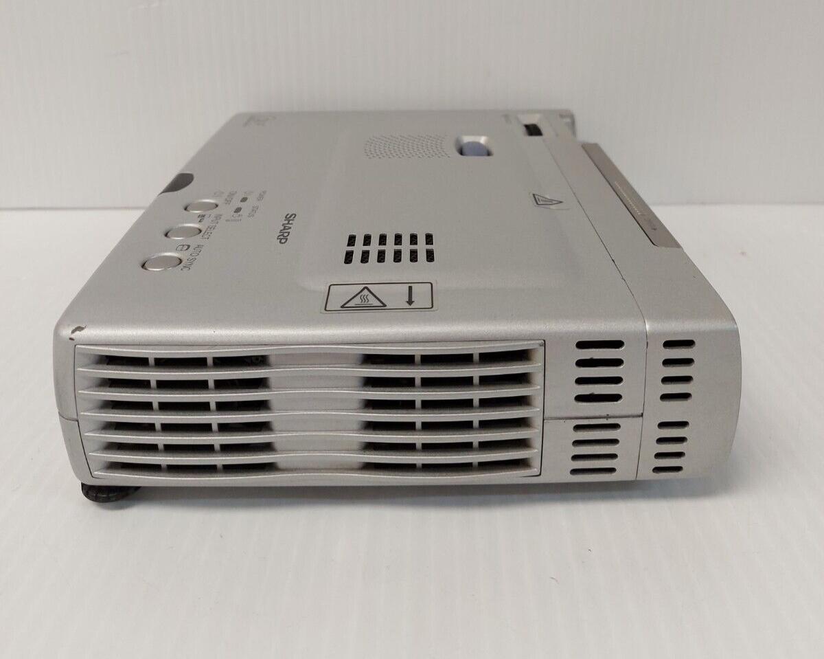 (N83508-1) Sharp PG-M10X Projector