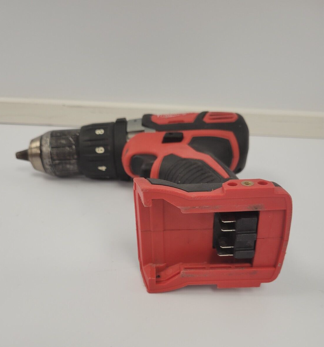 (68460-1) Milwaukee 2607-20 Hammer Drill