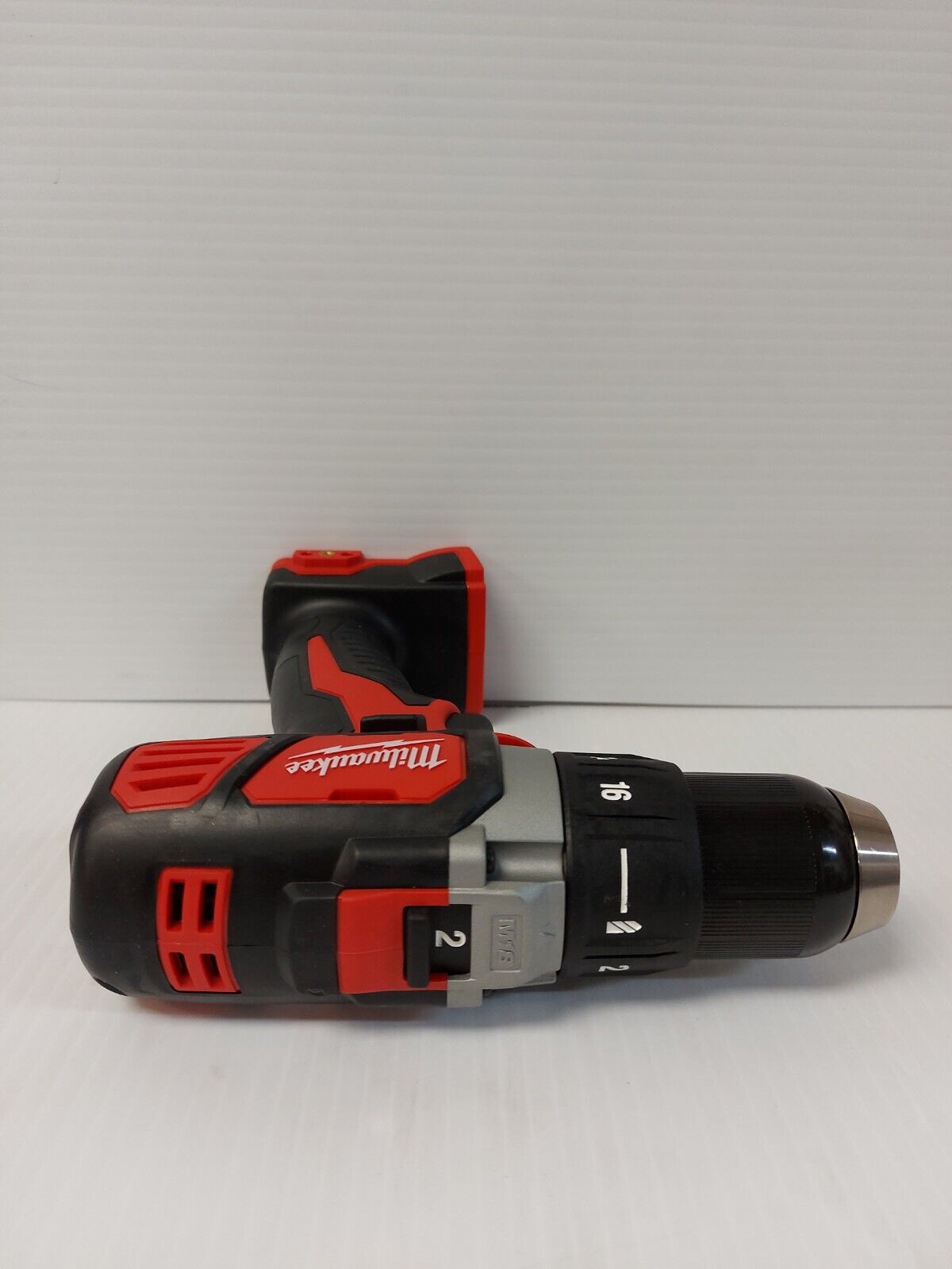 (N86181-1) Milwaukee 2606-20 Drill