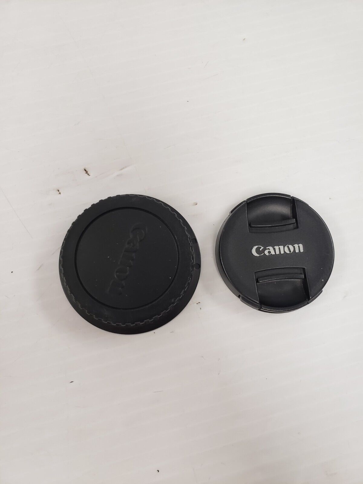 (I-35805) Canon 40mm Lens