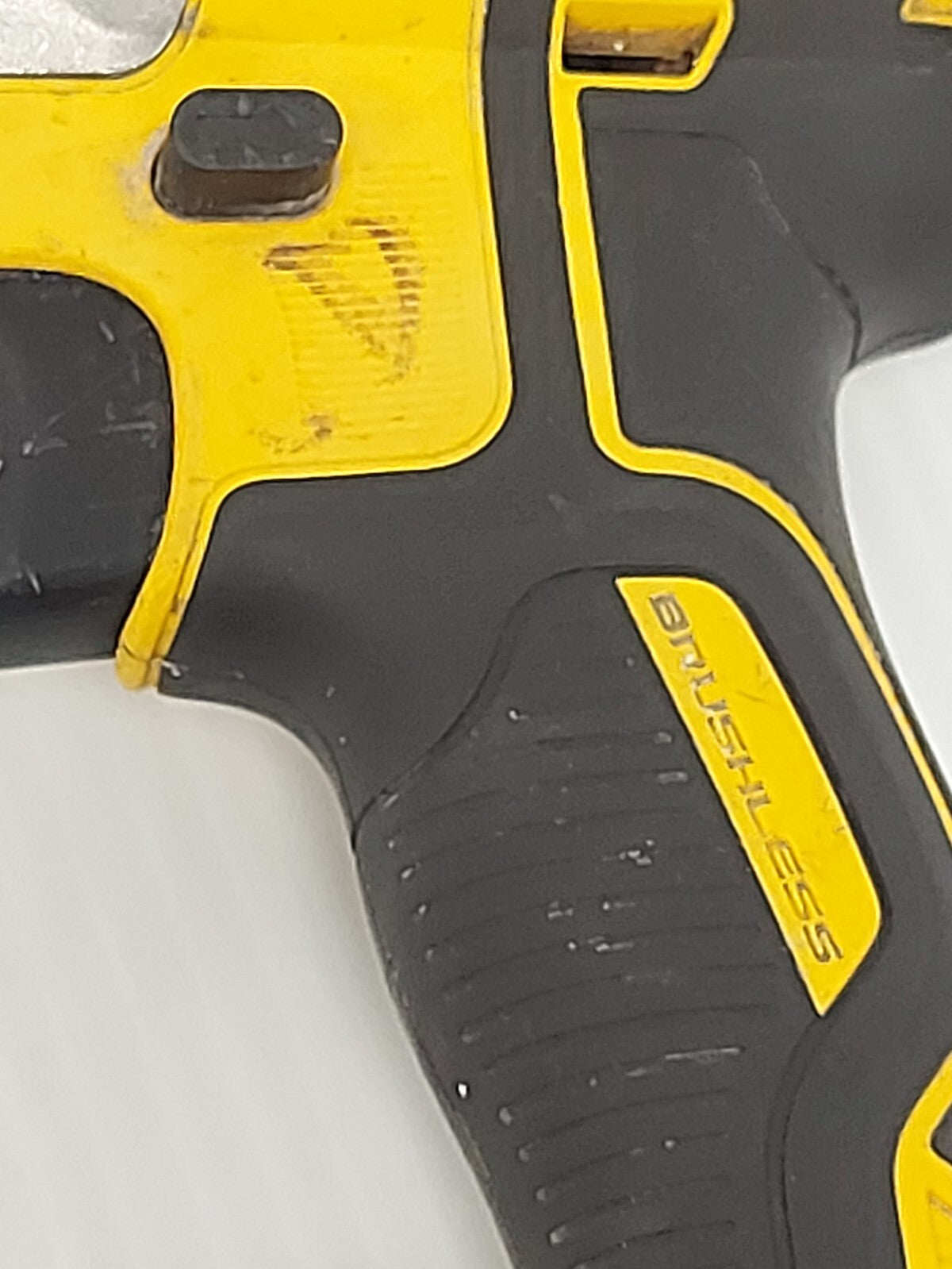 44901893