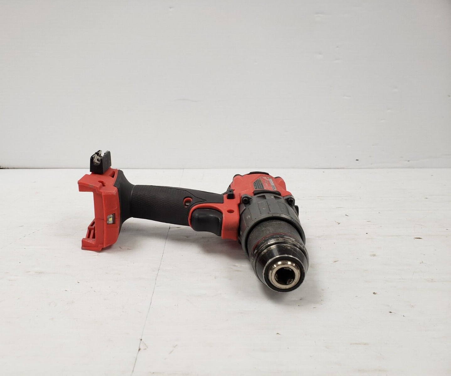 (66733-3) Milwaukee 280420 Hammer Drill