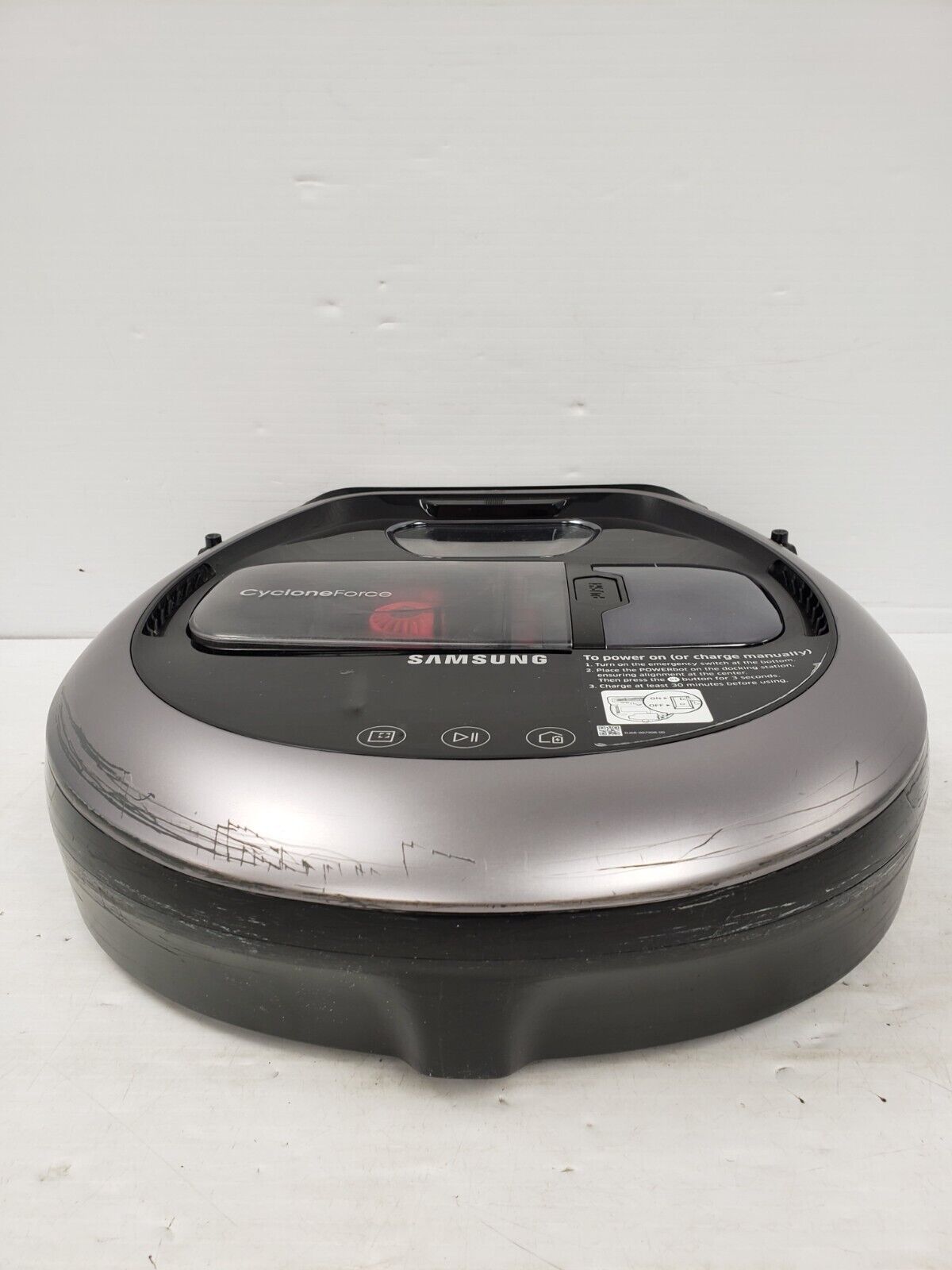 (61795-1) Samsung R7065 Powerbot Smart Vacuum