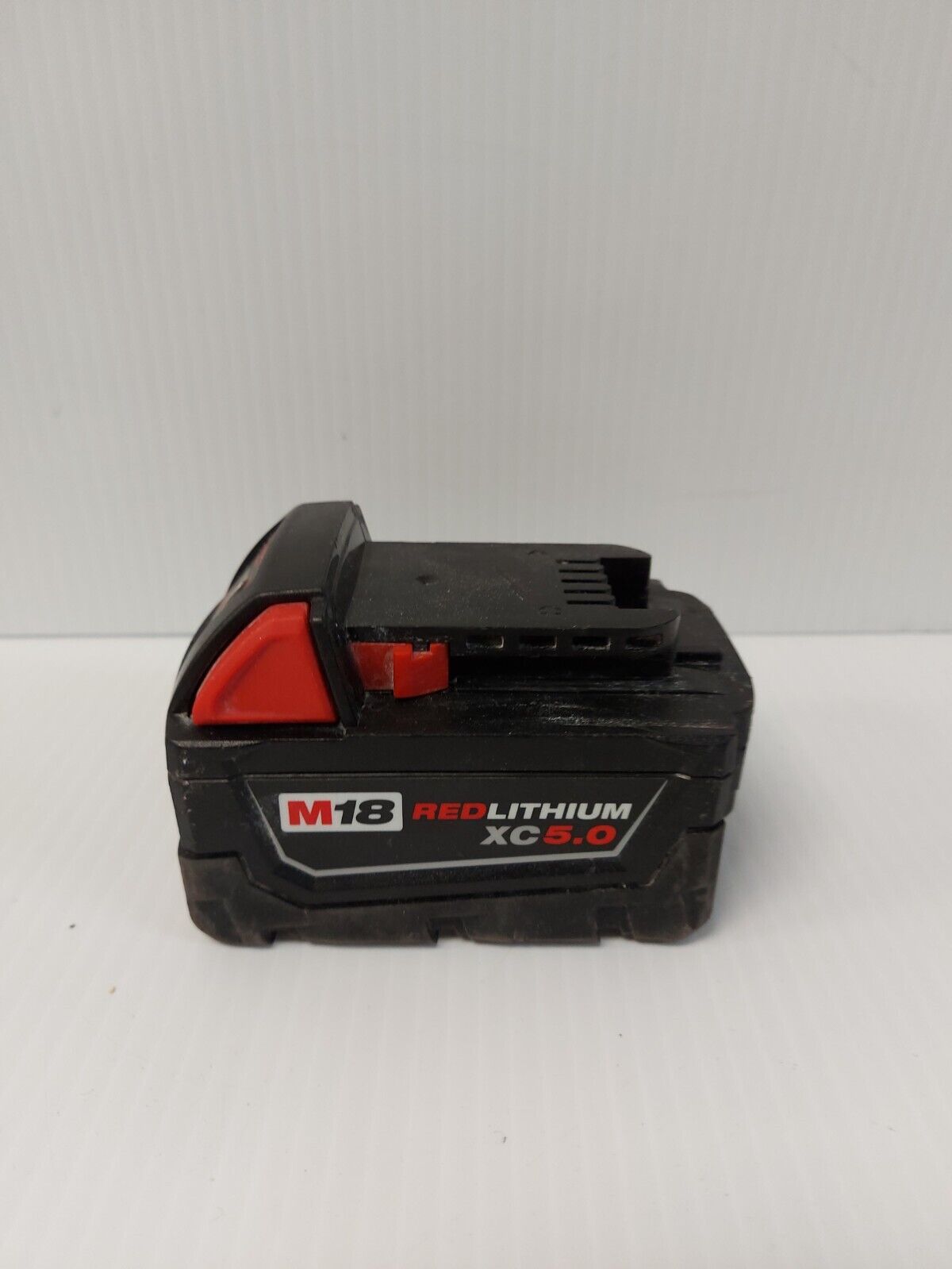 (N82333-6) Milwaukee 2656-20 1/4" Hex Impact Drill
