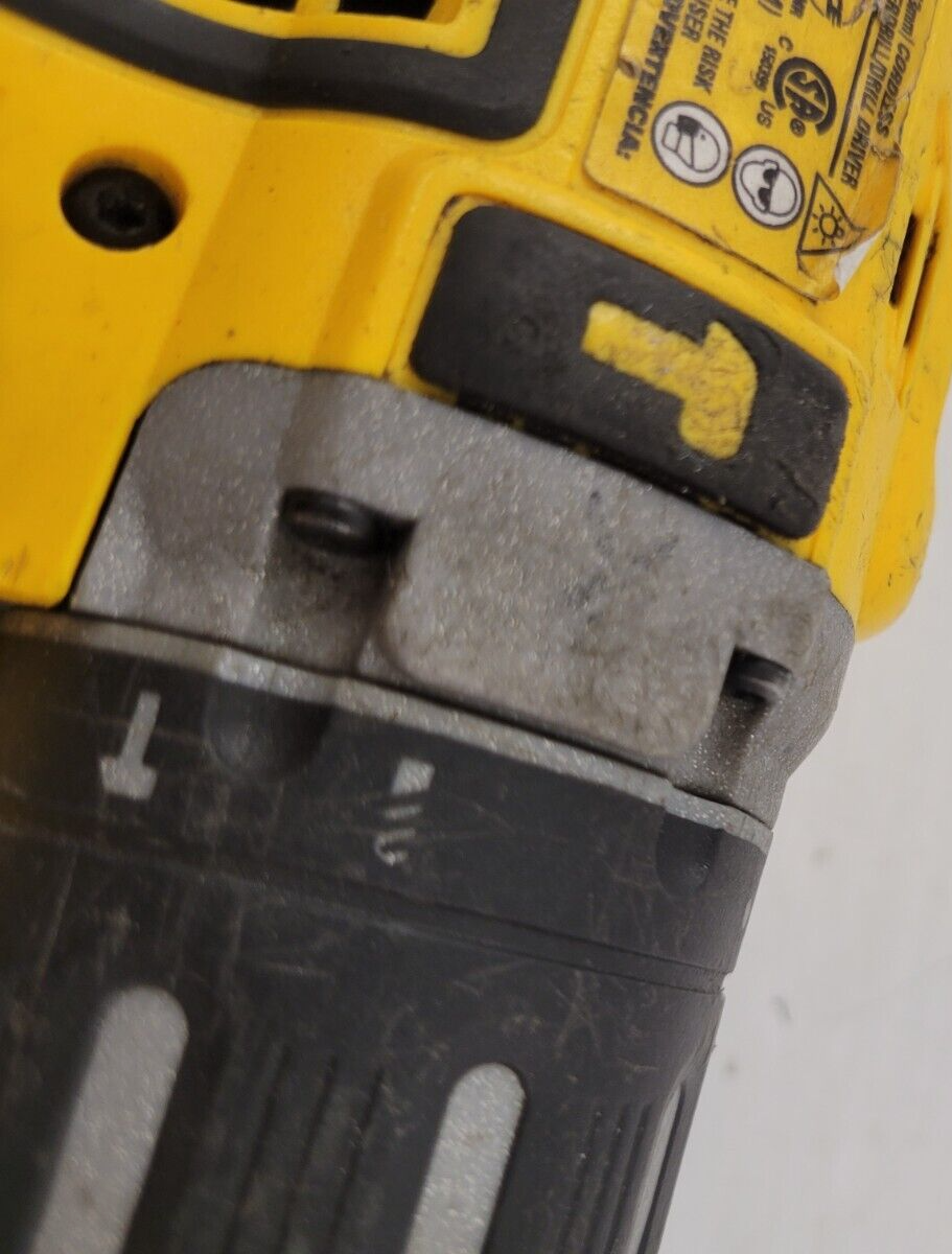 (64301-1) Dewalt DCD796 Drill
