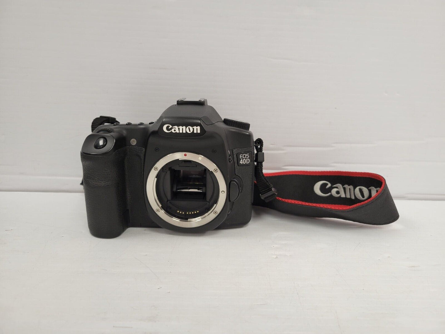 (58537-1) Canon EOS 40D DSLR Camera Body