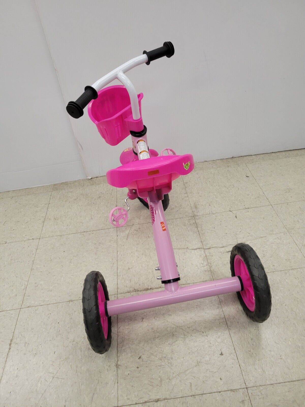 (61366-1) Huffy Minnie Mouse Tricycle