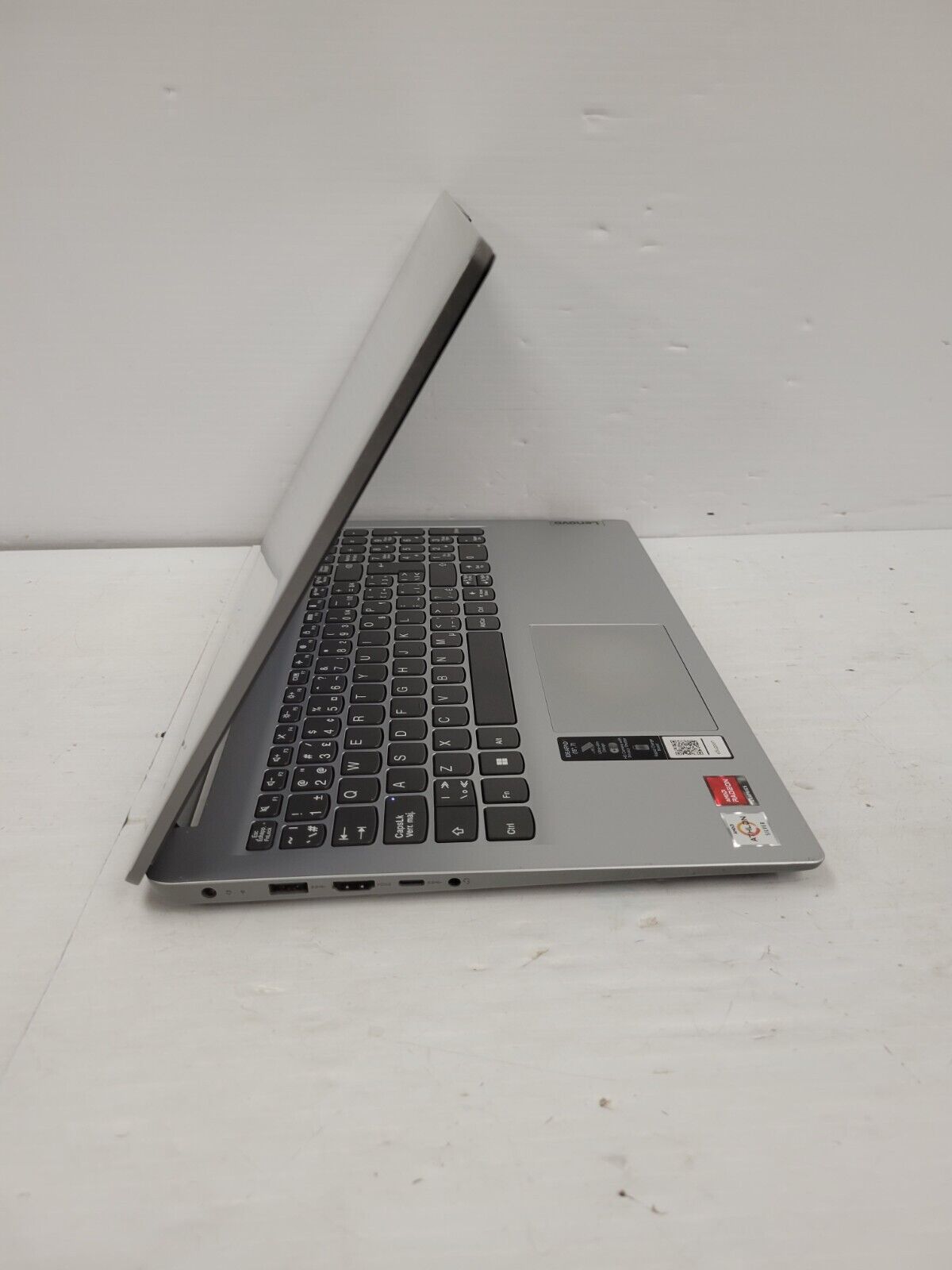 (57217-3) Lenovo MP21-T988 Laptop