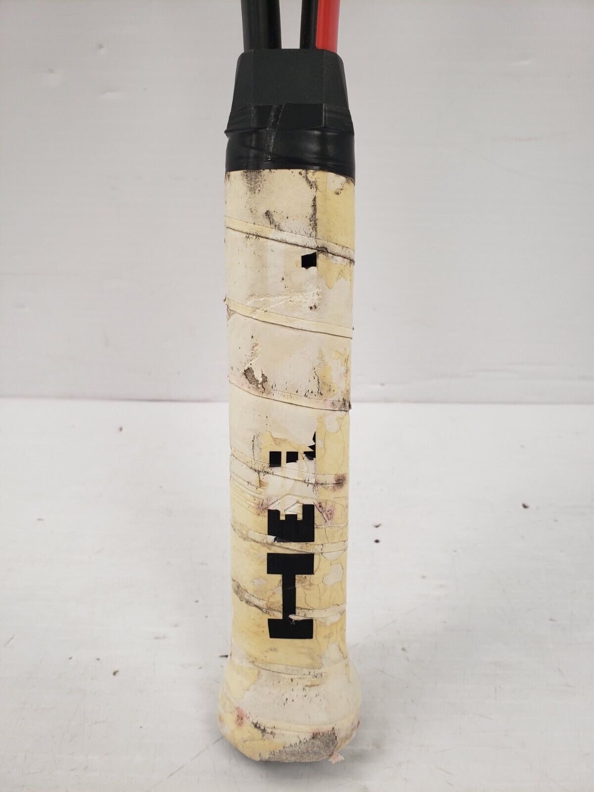 (61021-1) Head Tornado Tennis Racquet