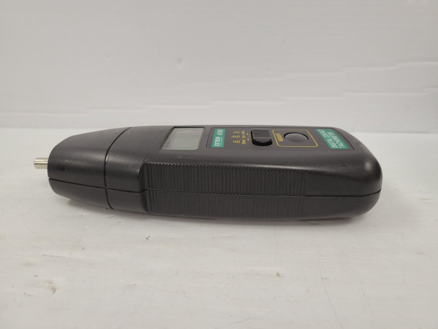 (65742-1) Extech 461891 Contact Tachometer