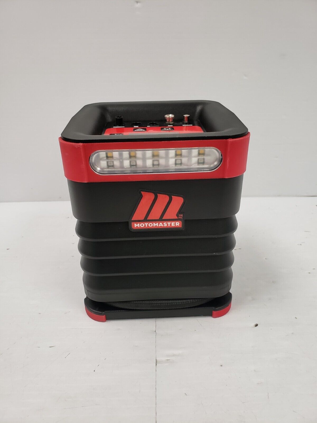 (65021-1) Motomaster 009-5204-8 Tire Inflator