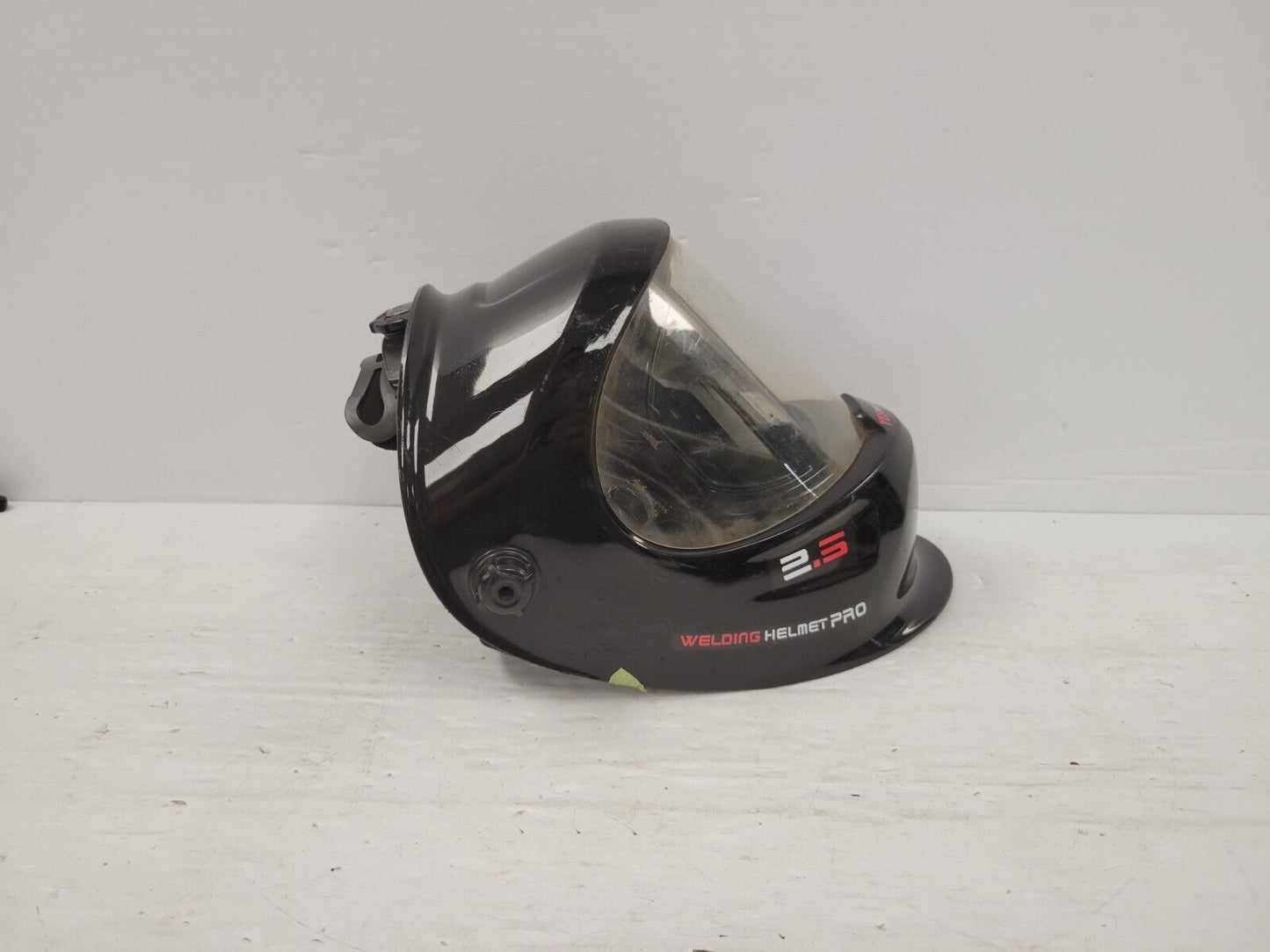 (64642-5) Yes Welder LY800D Welding Helmet