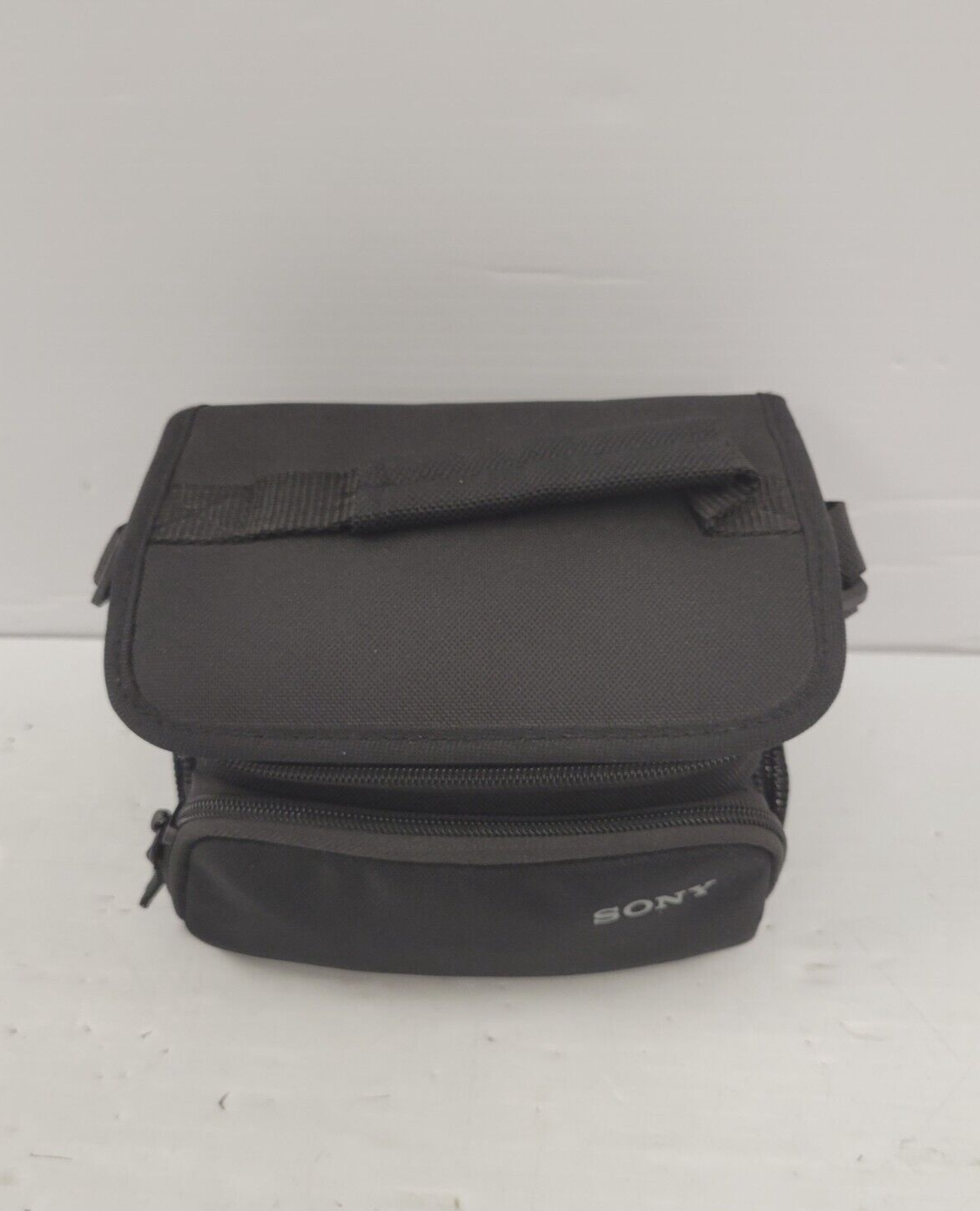 (68974-1) Sony DSC-H200 Digital Camera