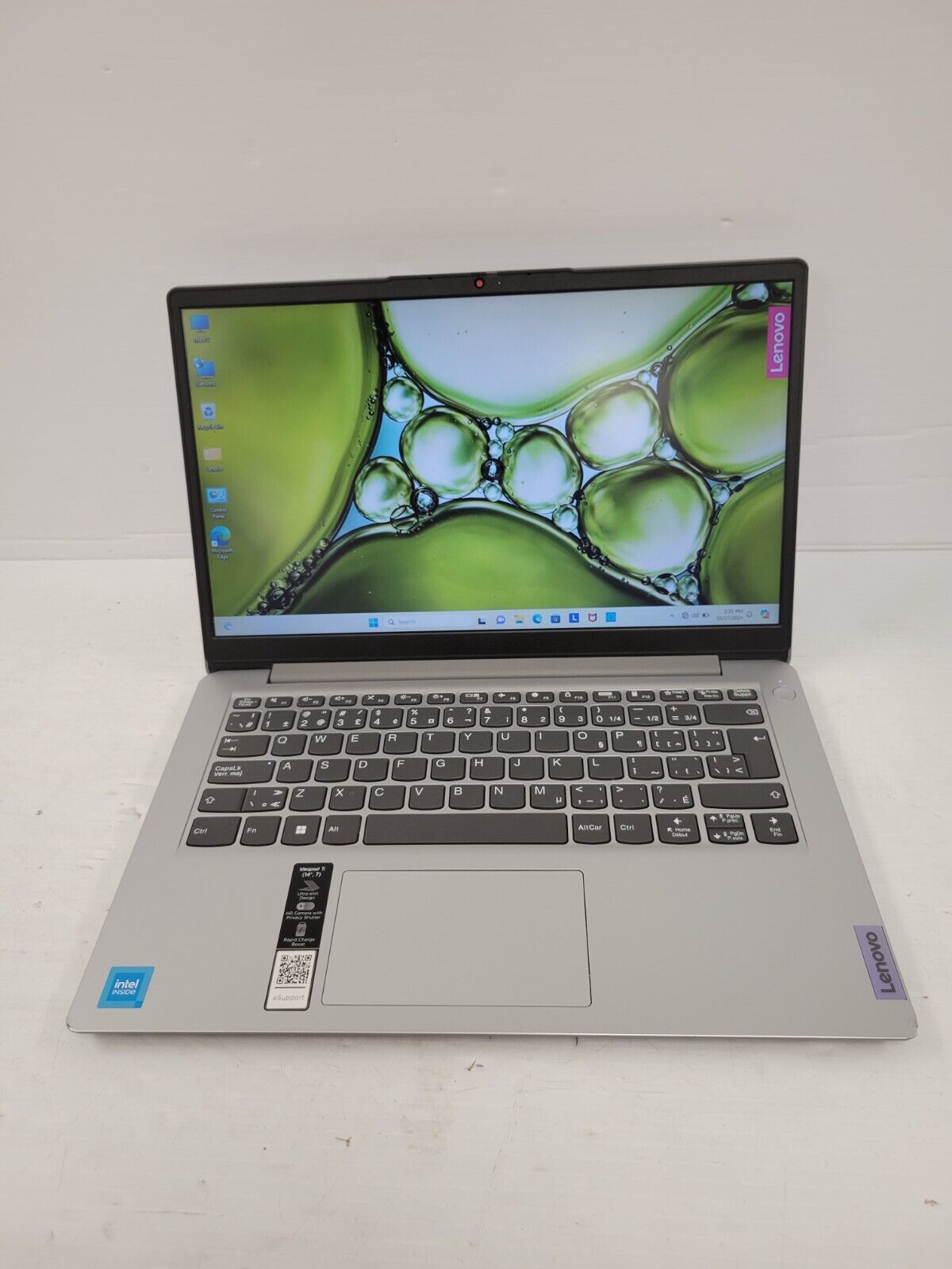 (63391-1) Lenovo IdeaPad Laptop