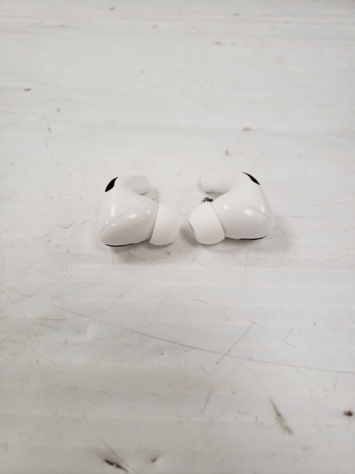 (68802-1) Apple A2190 Earbuds