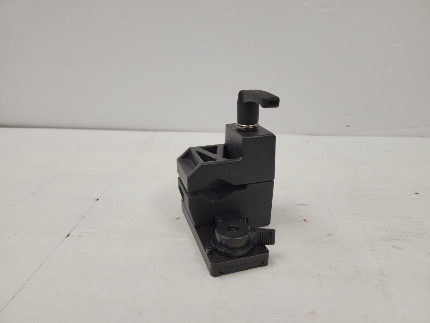 (59468-2) Apurture Nova P300C Camera lights