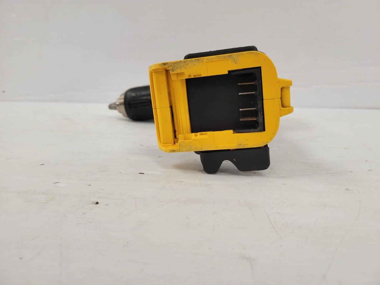 (58840-2) Dewalt DCD780 Drill