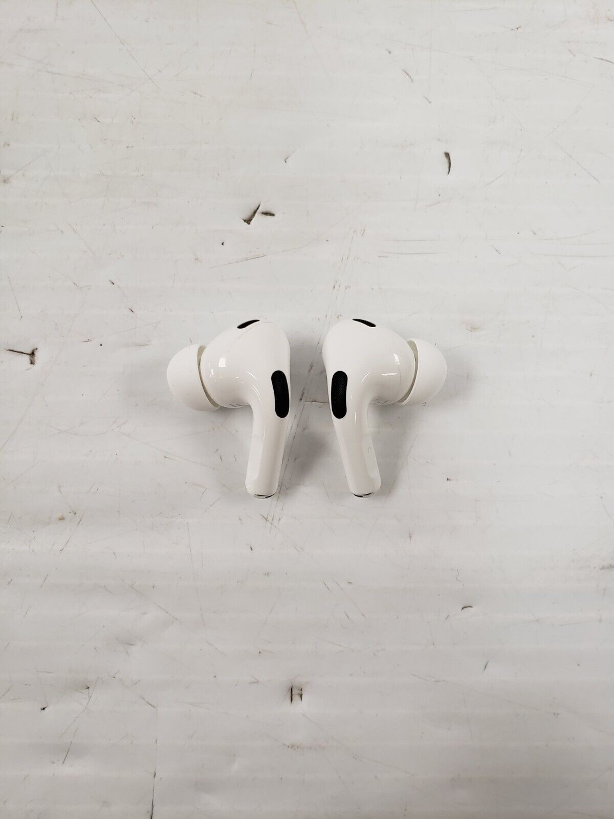 (68587-2) Apple A2700 Earbuds