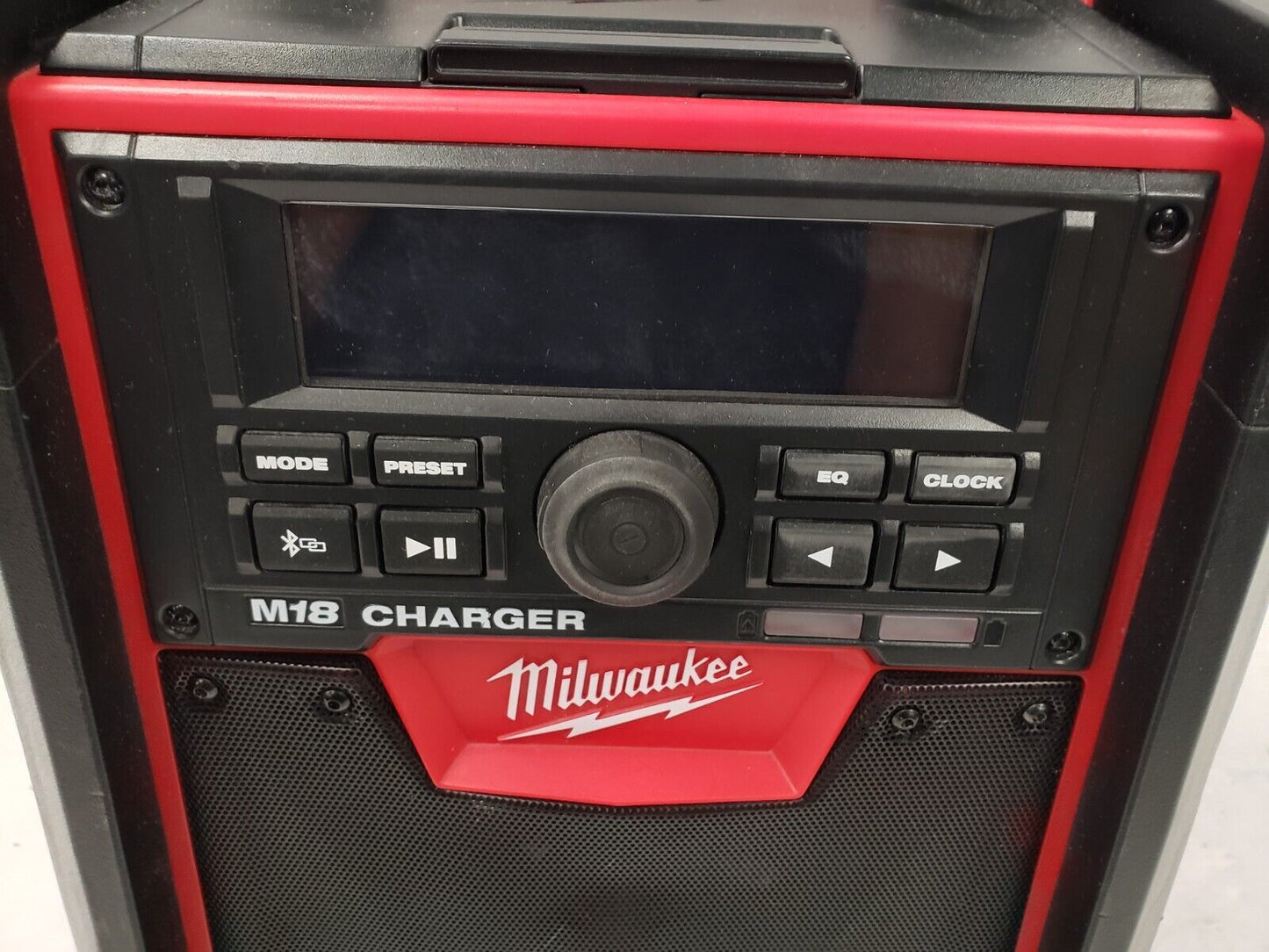 (59883-1) Milwaukee 2792-20 Work Radio