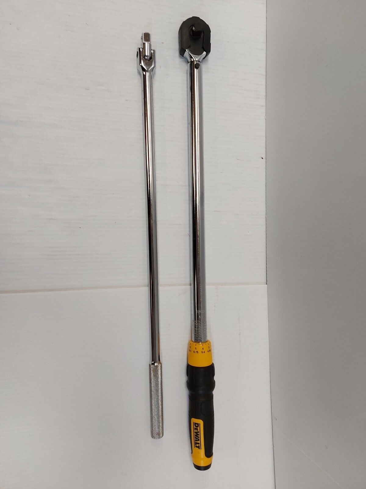 (N86205-1) Dewalt 70105599 Torque Wrench Kit