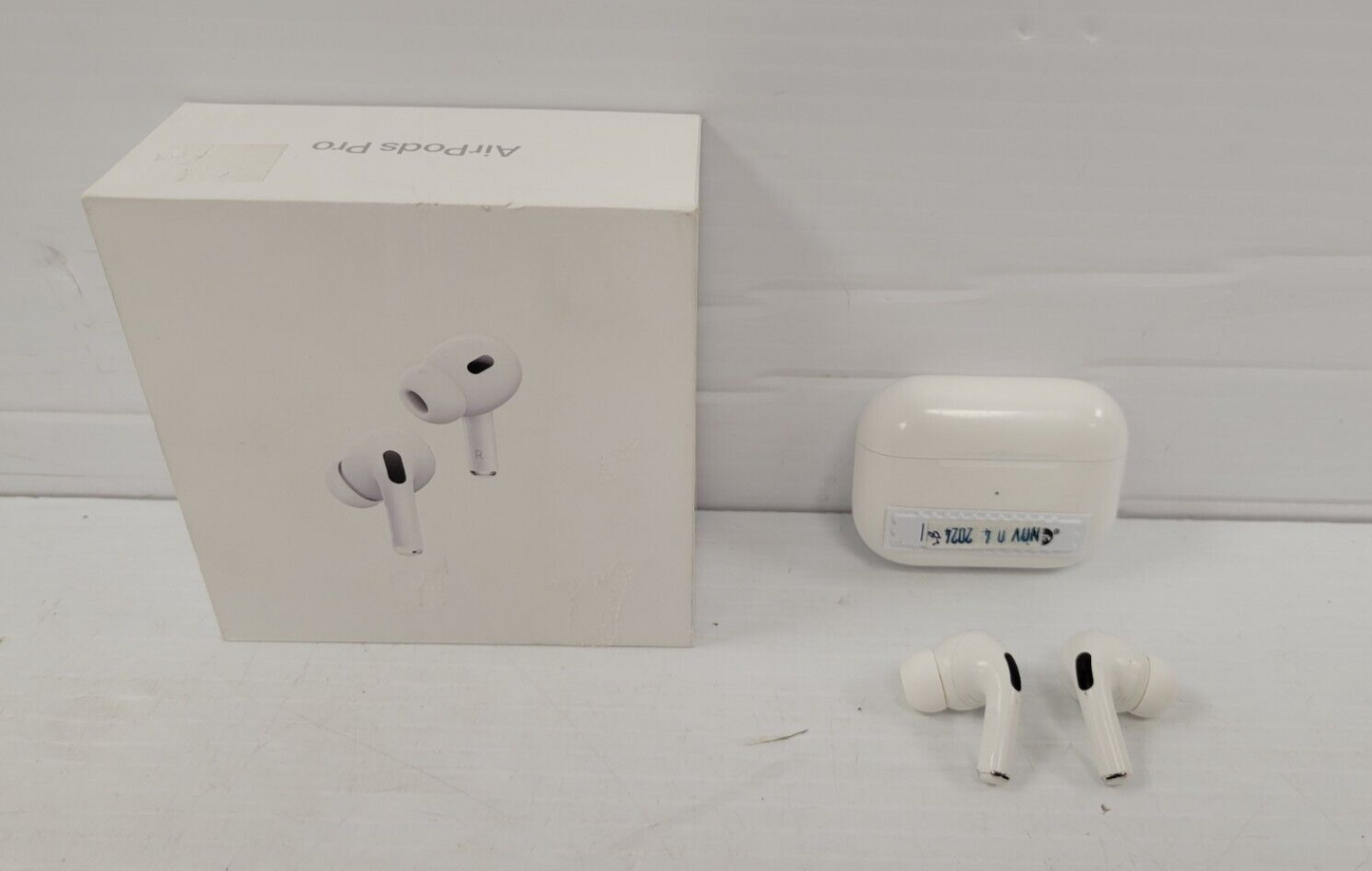 (53632-1) Apple A2190 AirPods Pro 2nd Gen