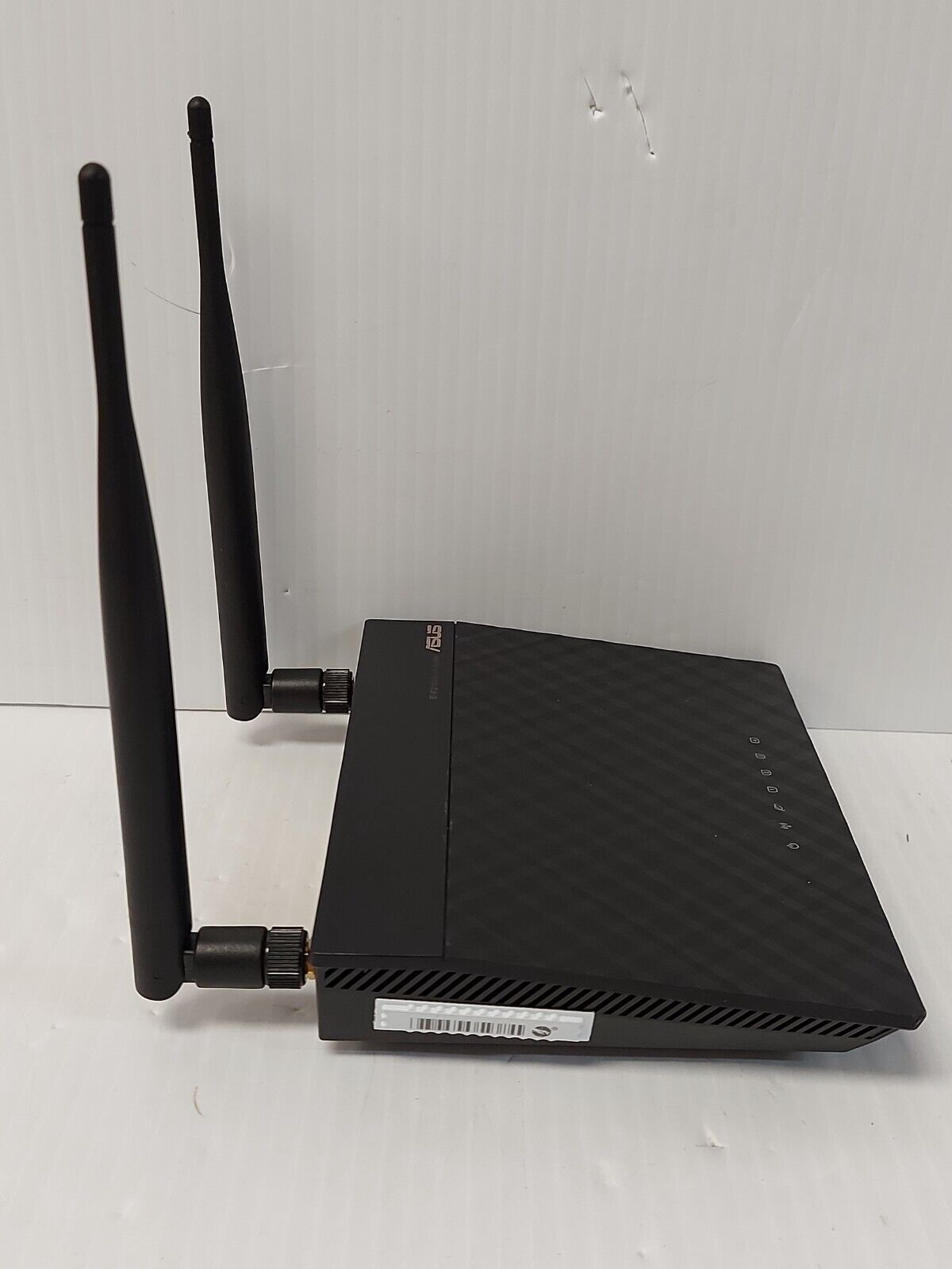 (N76590-1) Asus RT-N12 Wireless N Router