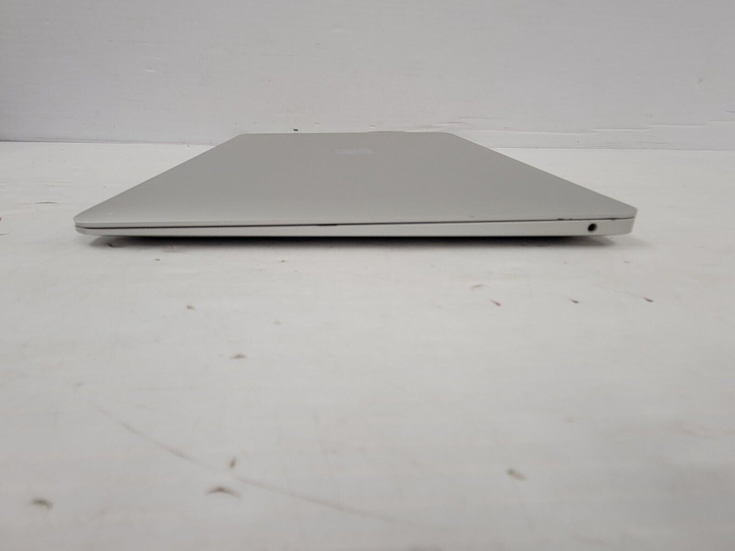 (53136-1) Apple A2337 Laptop