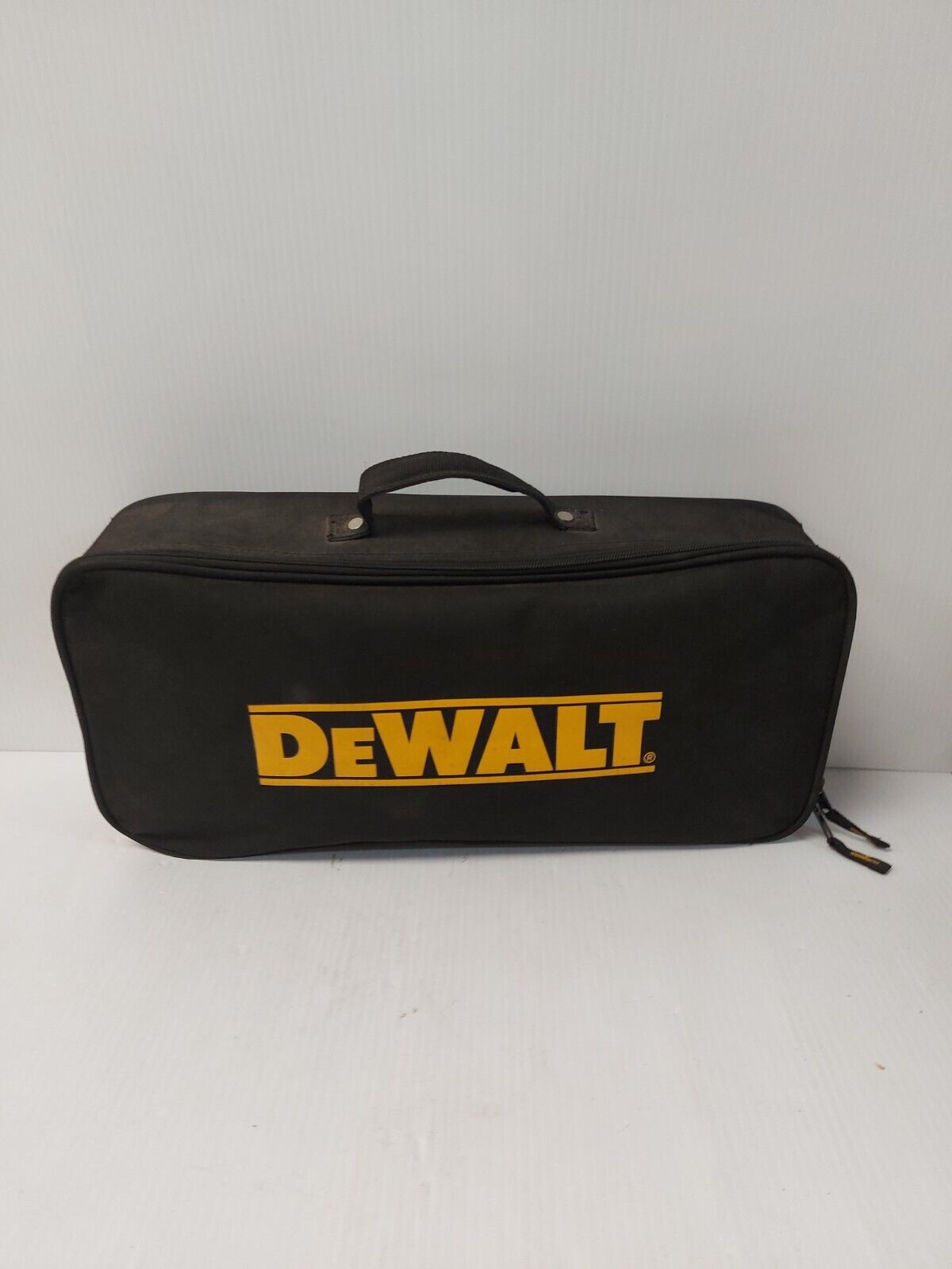 (N83393-2) Dewalt DWE305 Reciprocating Saw