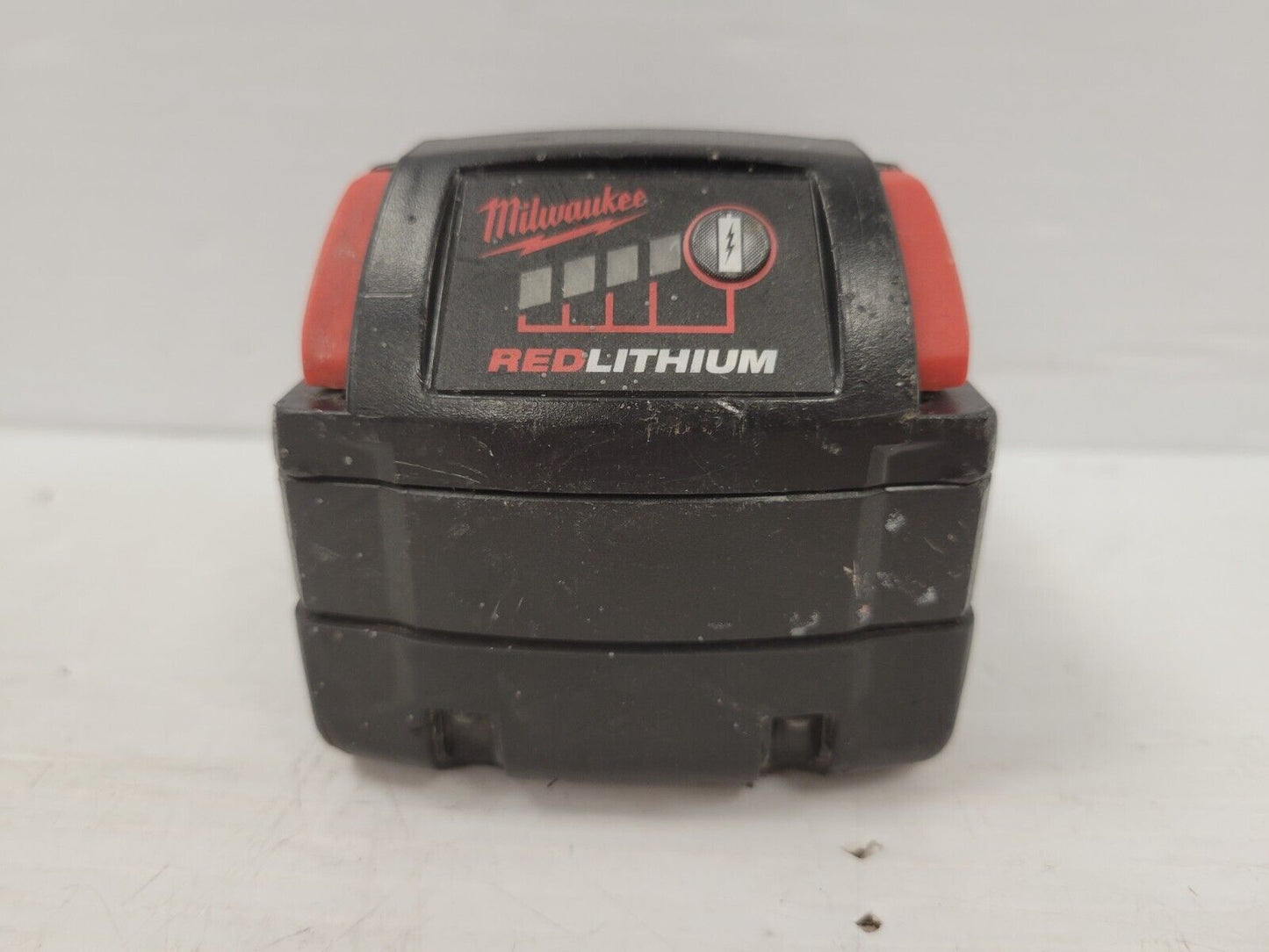 (62373-8) Milwaukee 48-11-1850 Battery