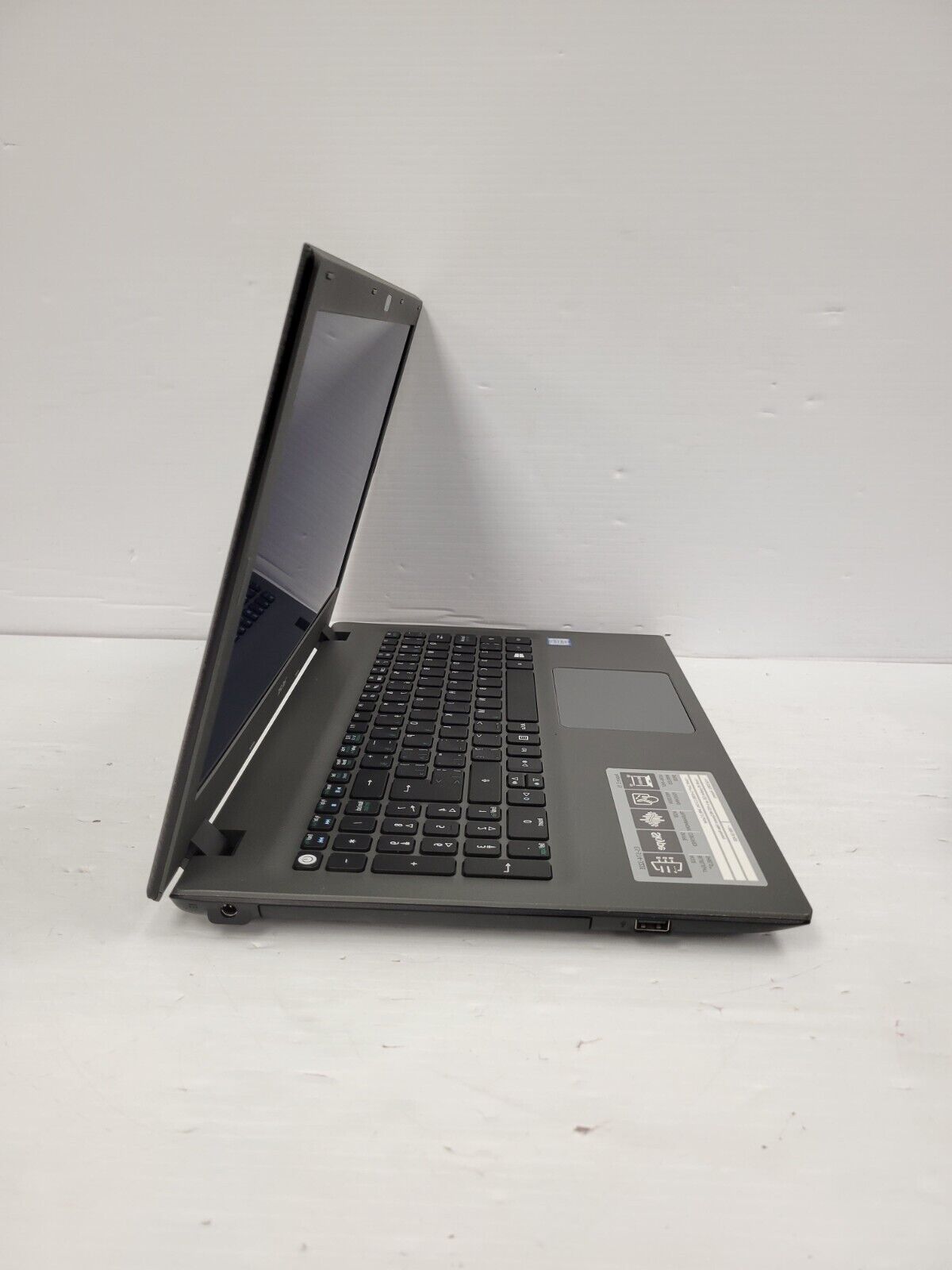 (50575-1) Acer N15Q1 Laptop