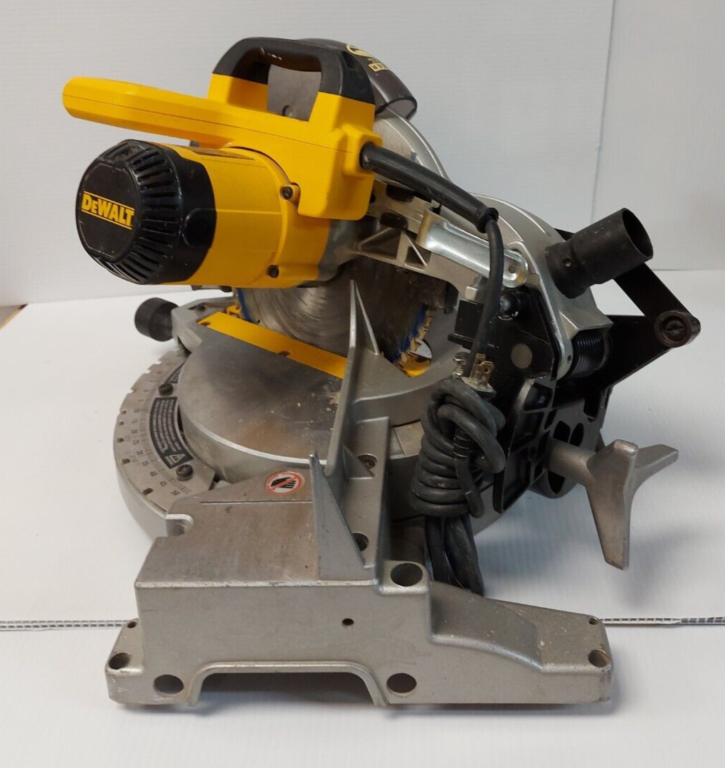 (N82807-1) DeWalt DW703 Mitre Saw