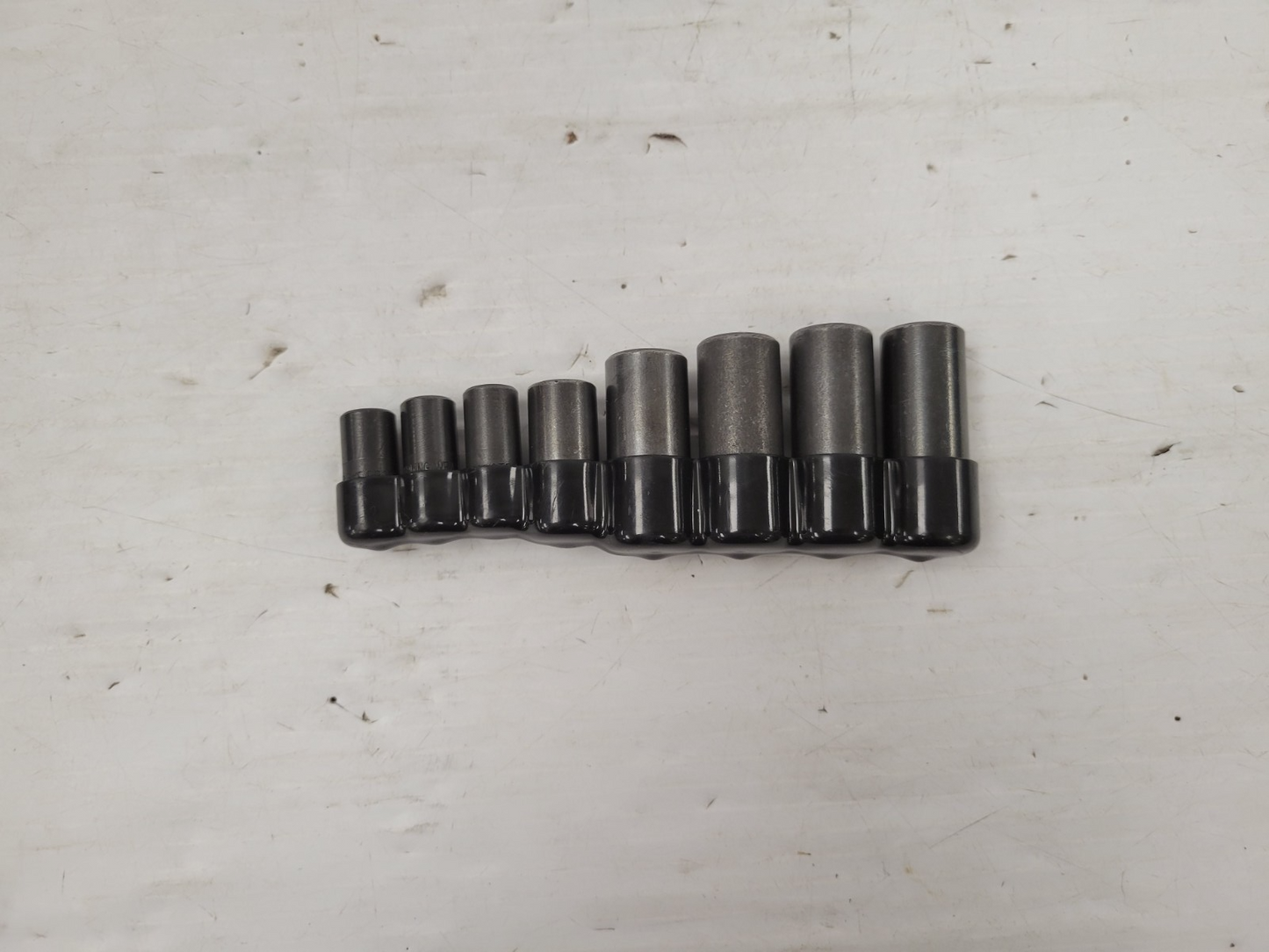 (68321-4) Lisle LI70500 Socket Set