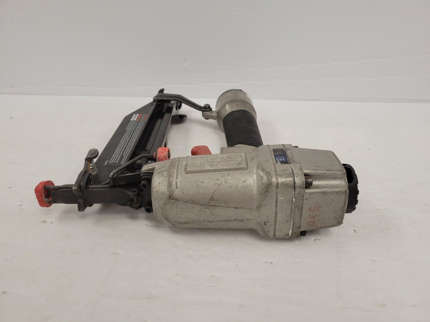 (63263-3) Porter Cable FN250CB8 Finish Nailer