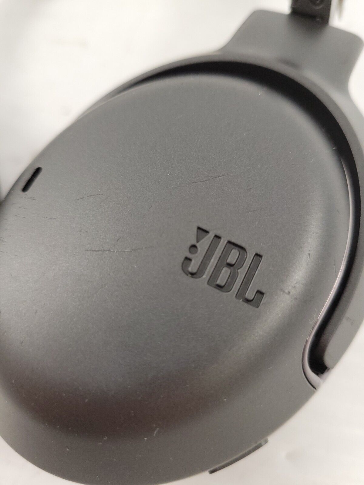 (60557-2) JBL Tour One Headphones