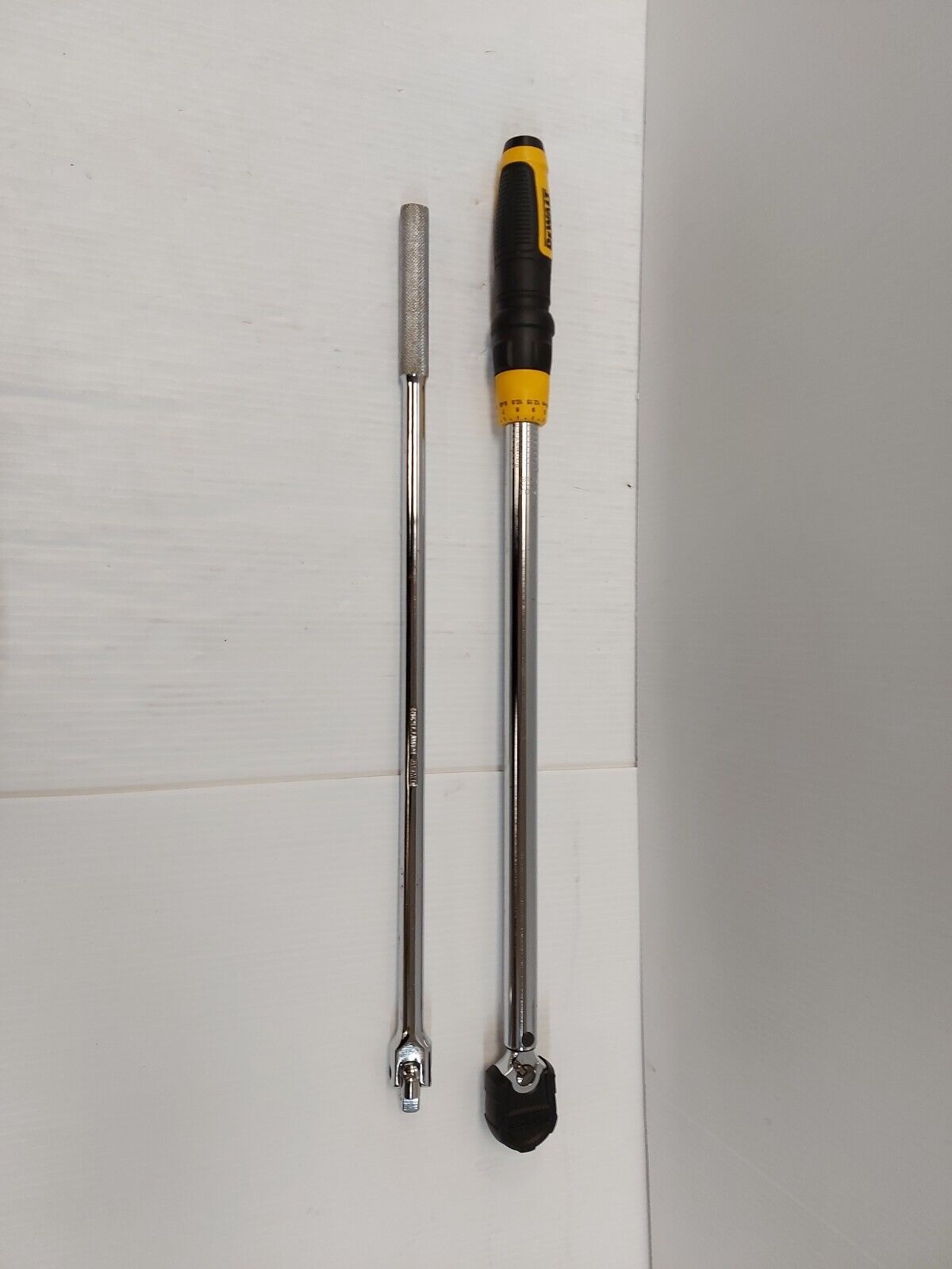 (N86205-1) Dewalt 70105599 Torque Wrench Kit