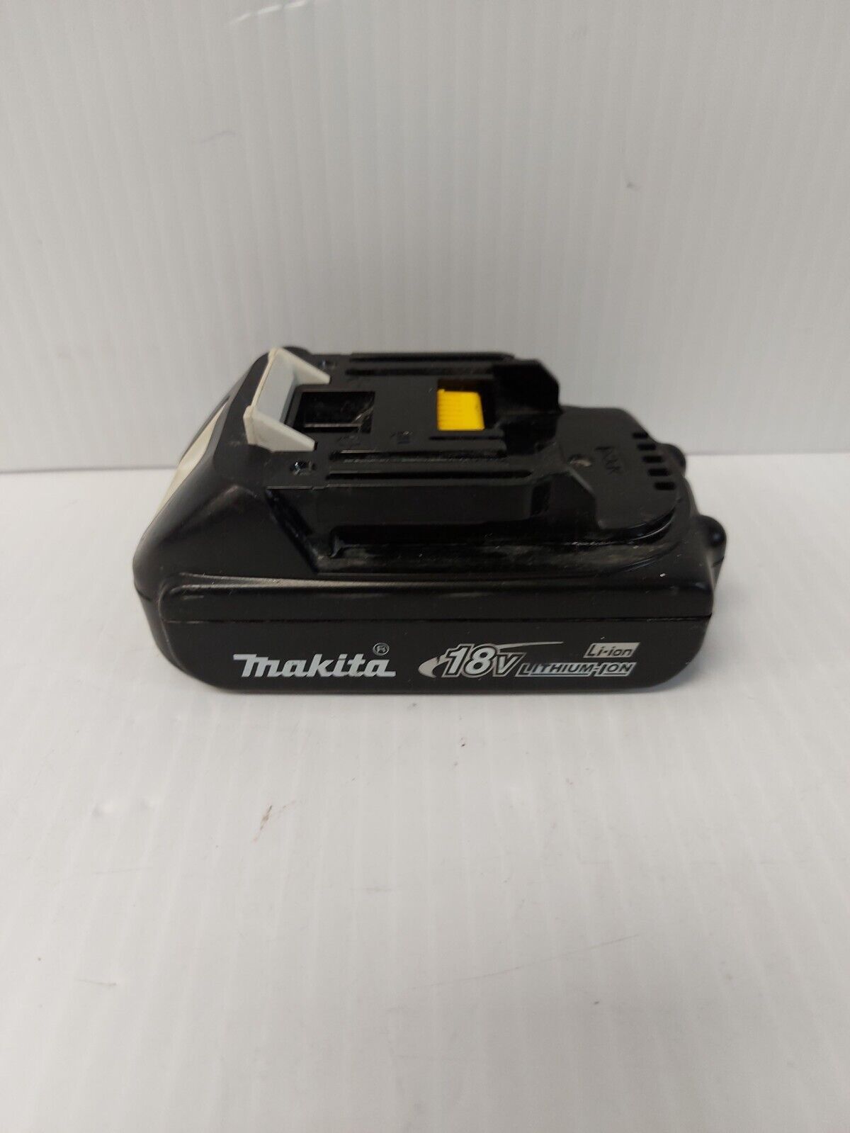 (N83714-1) Makita LXPH01 Drill Set