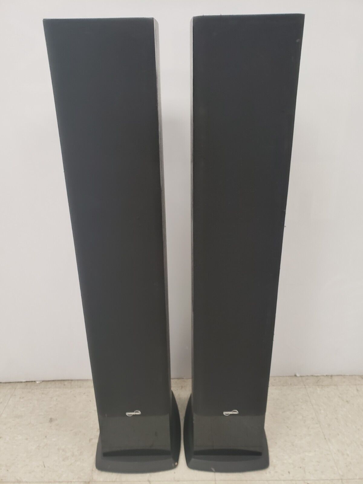 (62722-5) Soundstage T5 Tower Speakers