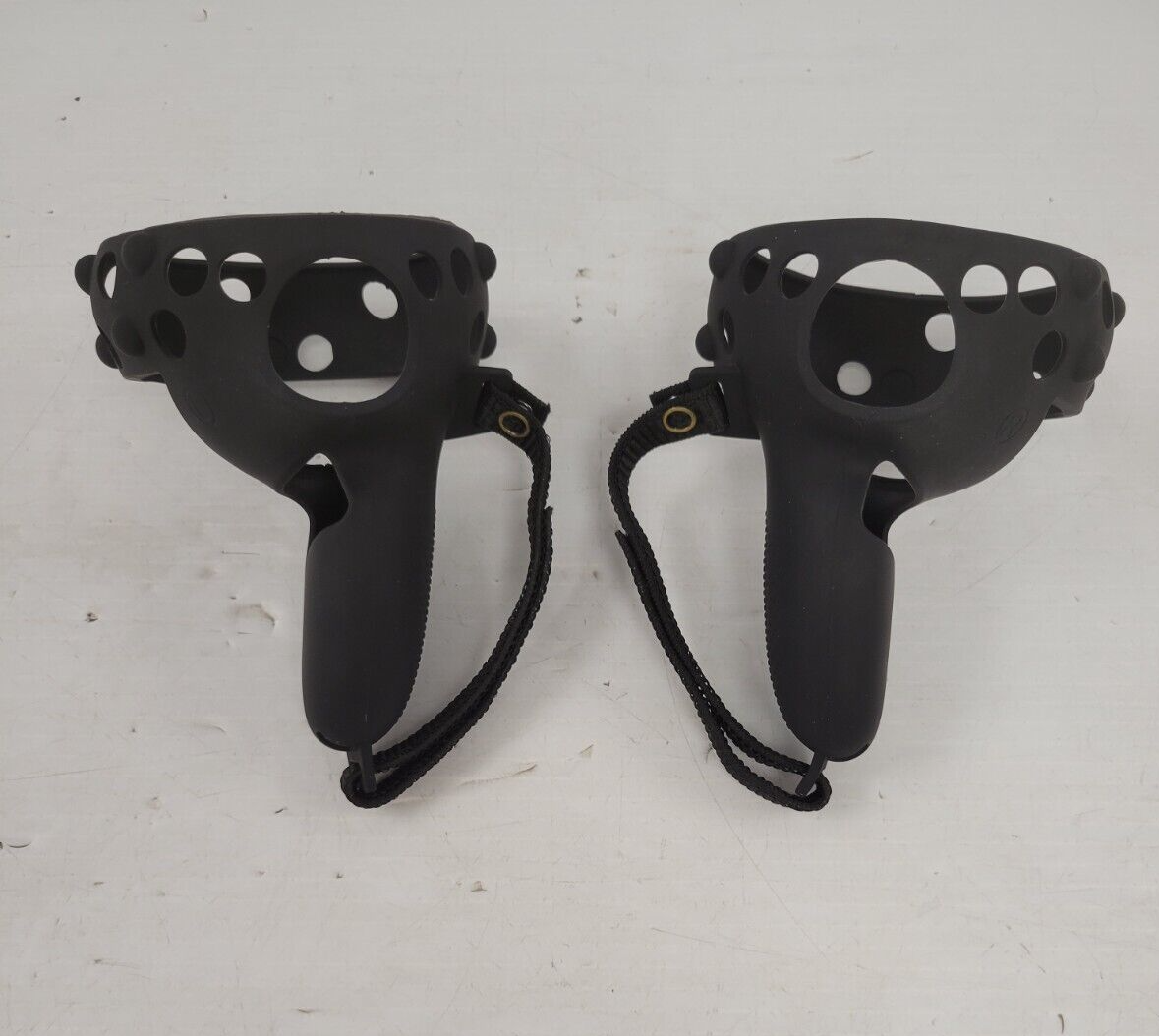 (65534-2) Surge 0223GC-02 VR Grips