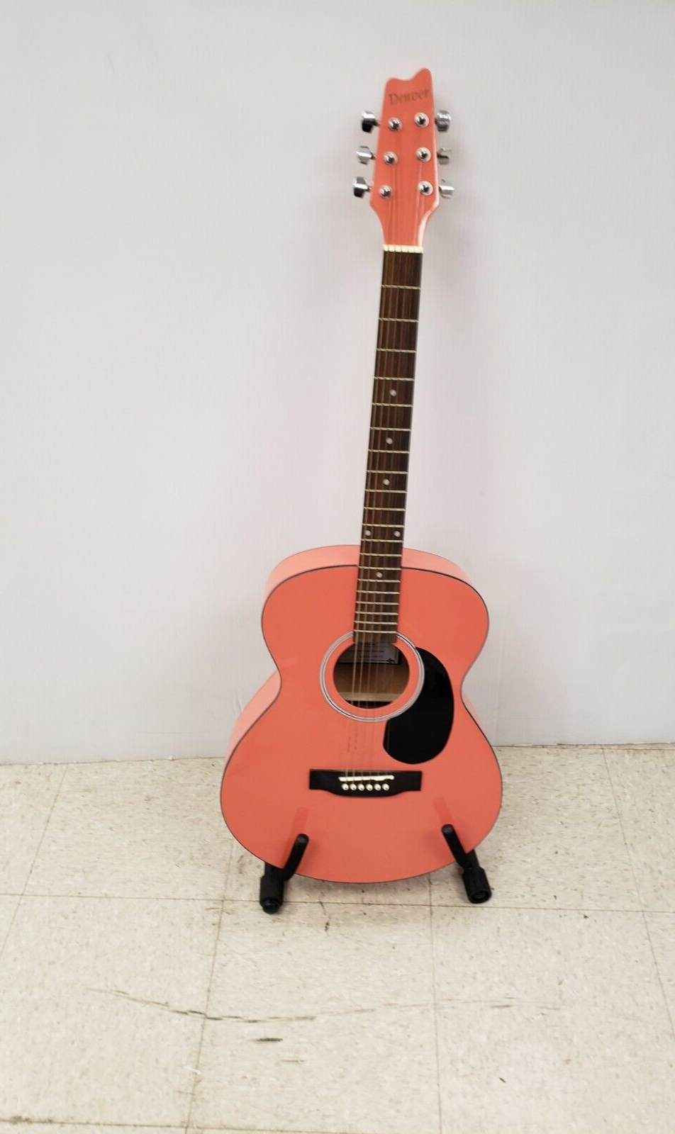 (61018-1) Denver DF 445-PNK Guitar