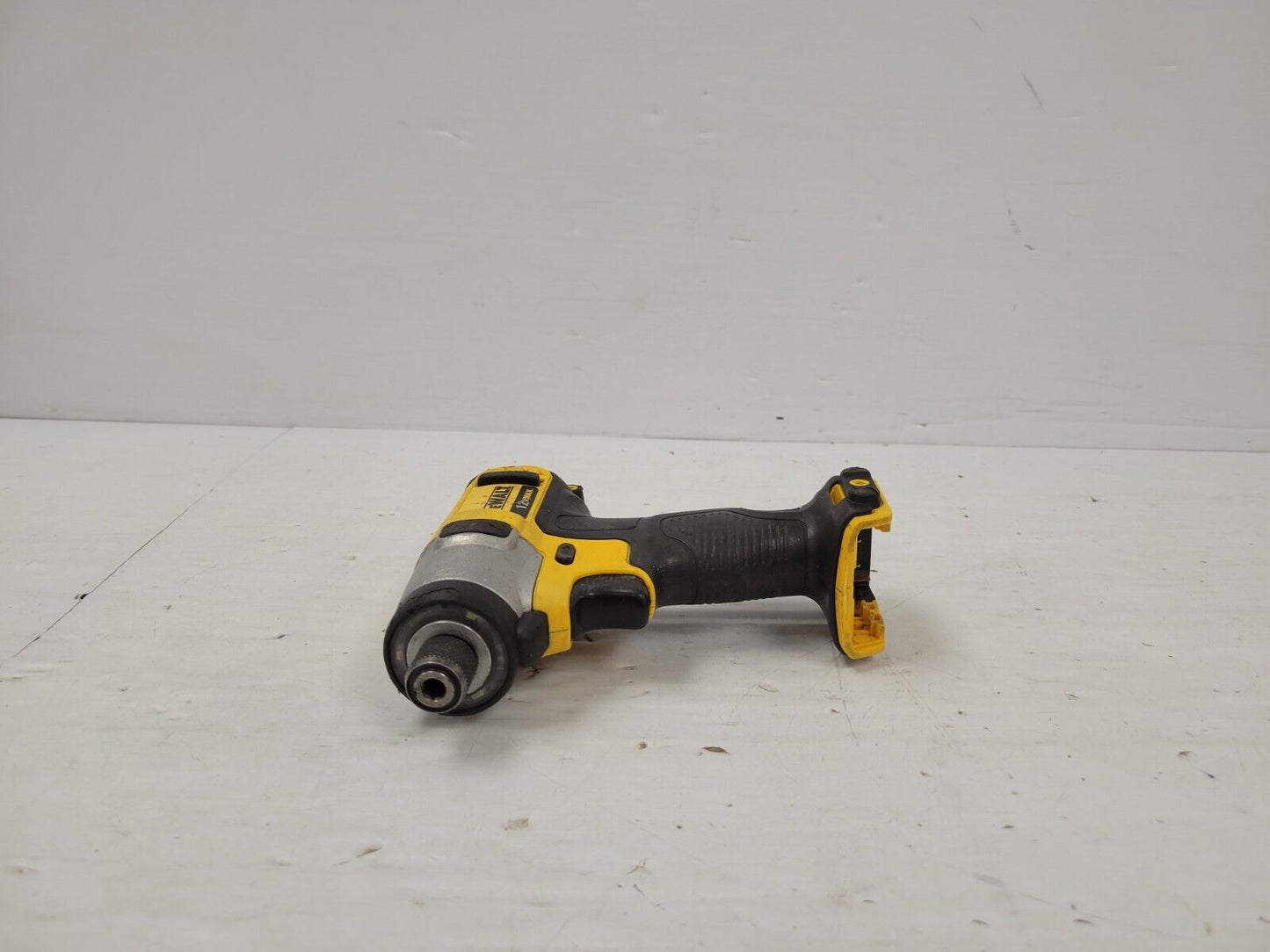 (69647-1) Dewalt DC1815 Impact
