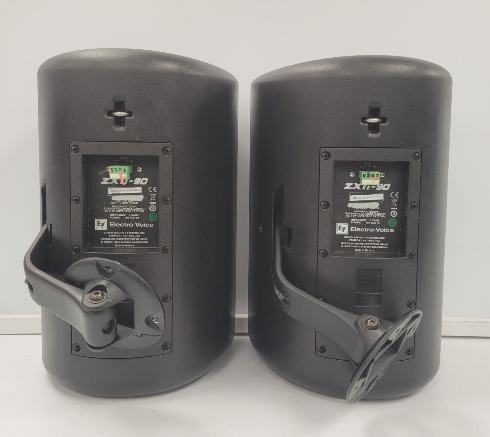 B2287) EV ZX1i-90 Pair of PA Speakers – Product Deliveries