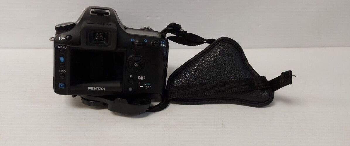 (N82039-1) Pentax K100 D Super Point and Shoot Camera  w/ 18-55mm Lens