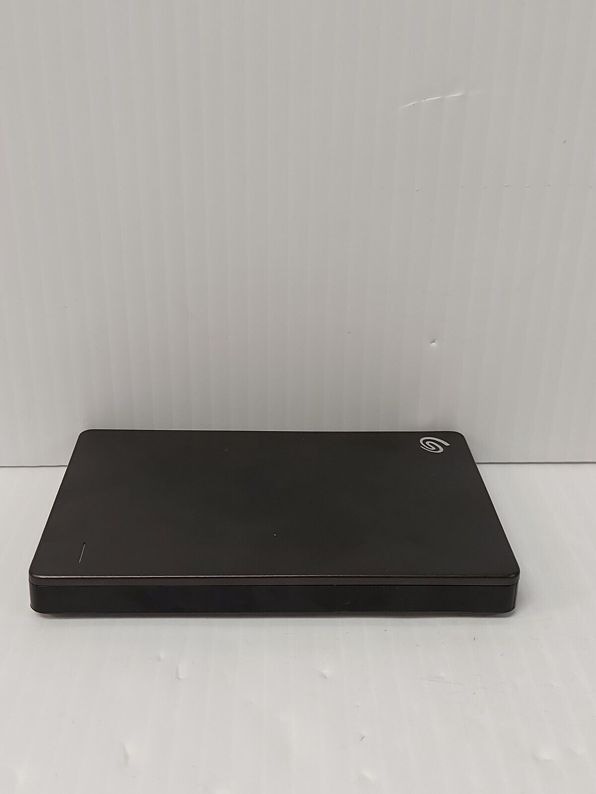 (N83112-4) Seagate SRD00F1 External Hard Drive