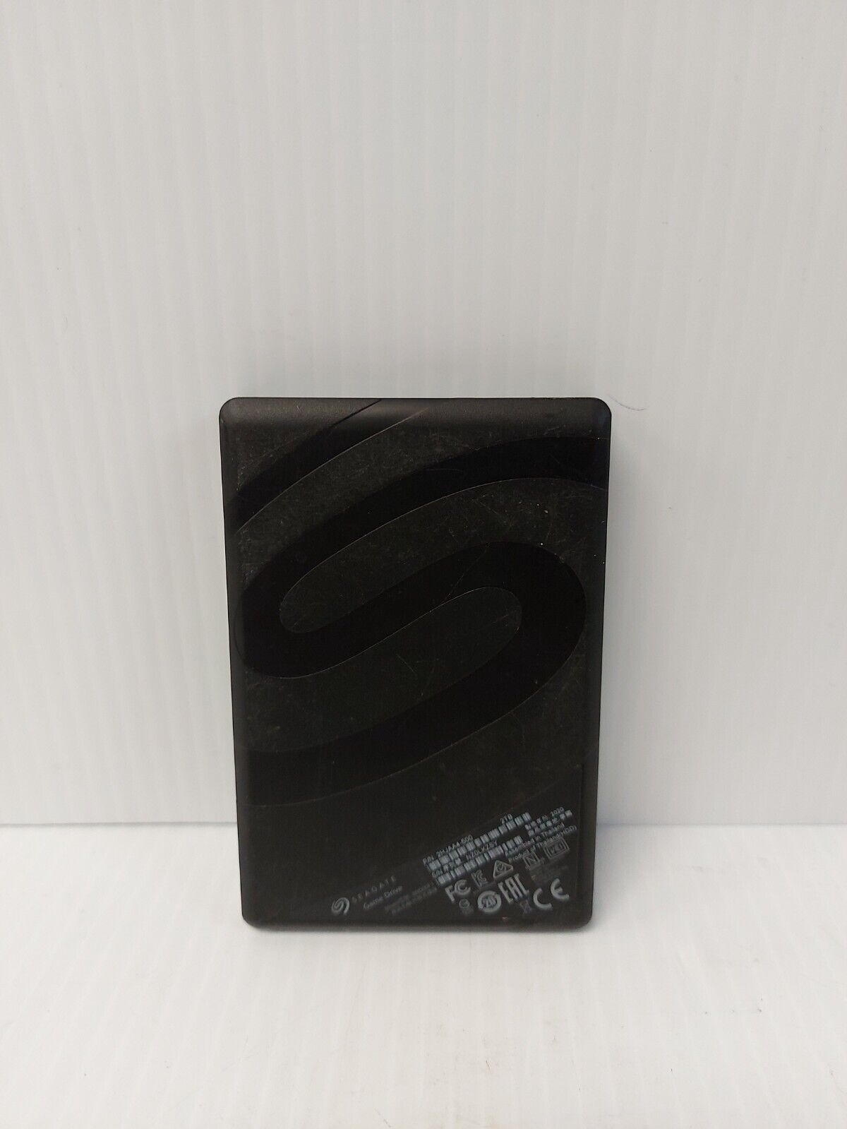 (N82903-2) Seagate SRD00F1 Portable External Hard Drive