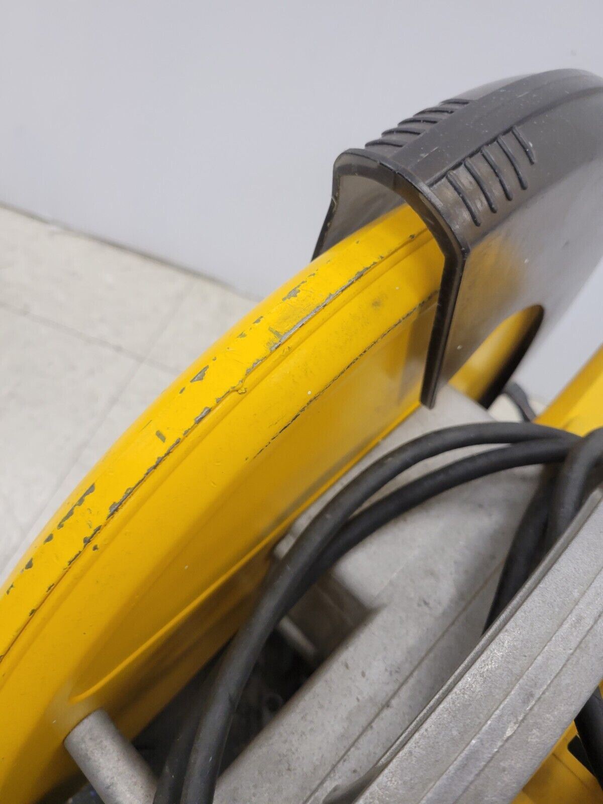 (60705-1) Dewalt DW872 Chop Saw