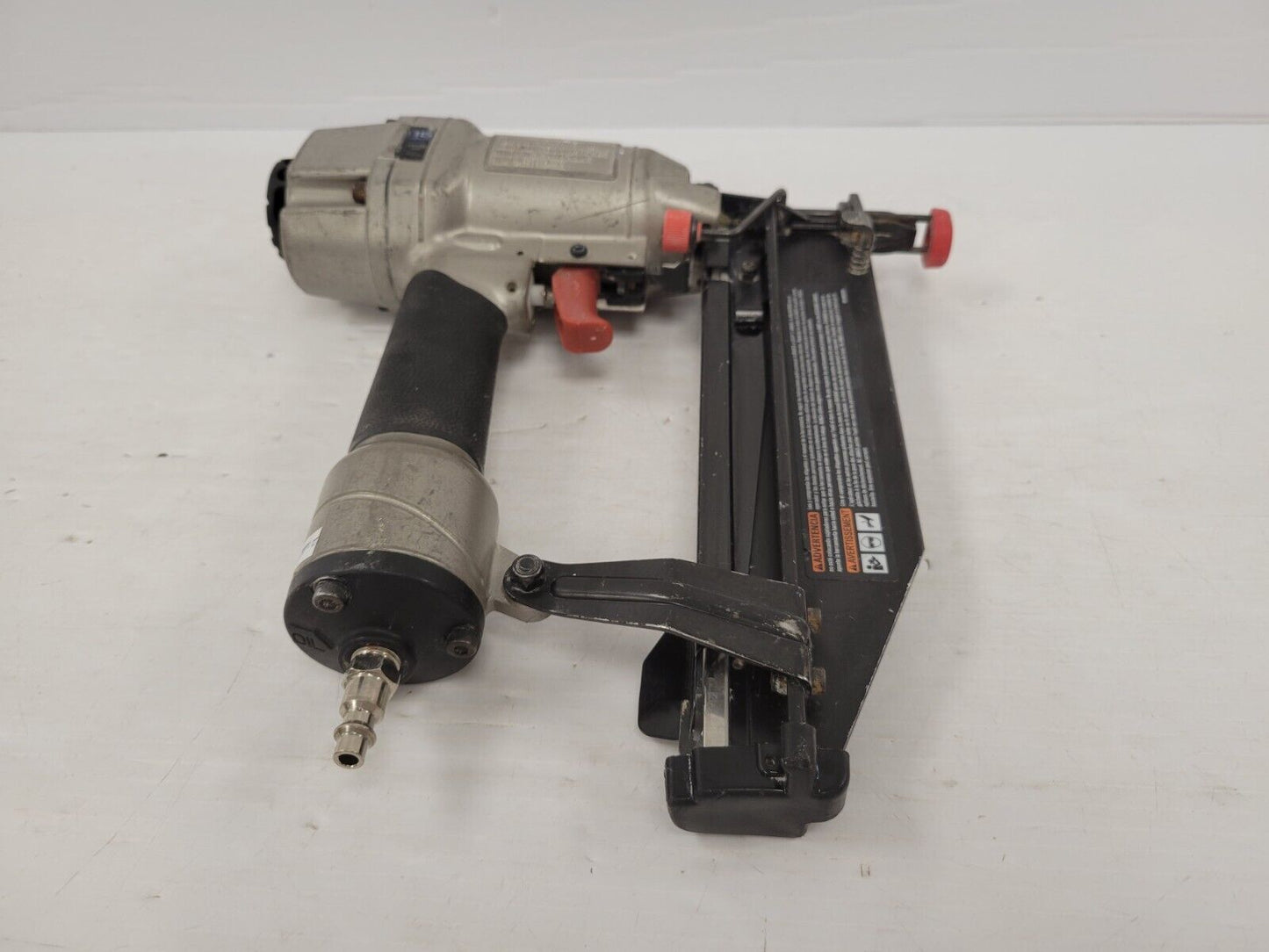 (63263-3) Porter Cable FN250CB8 Finish Nailer