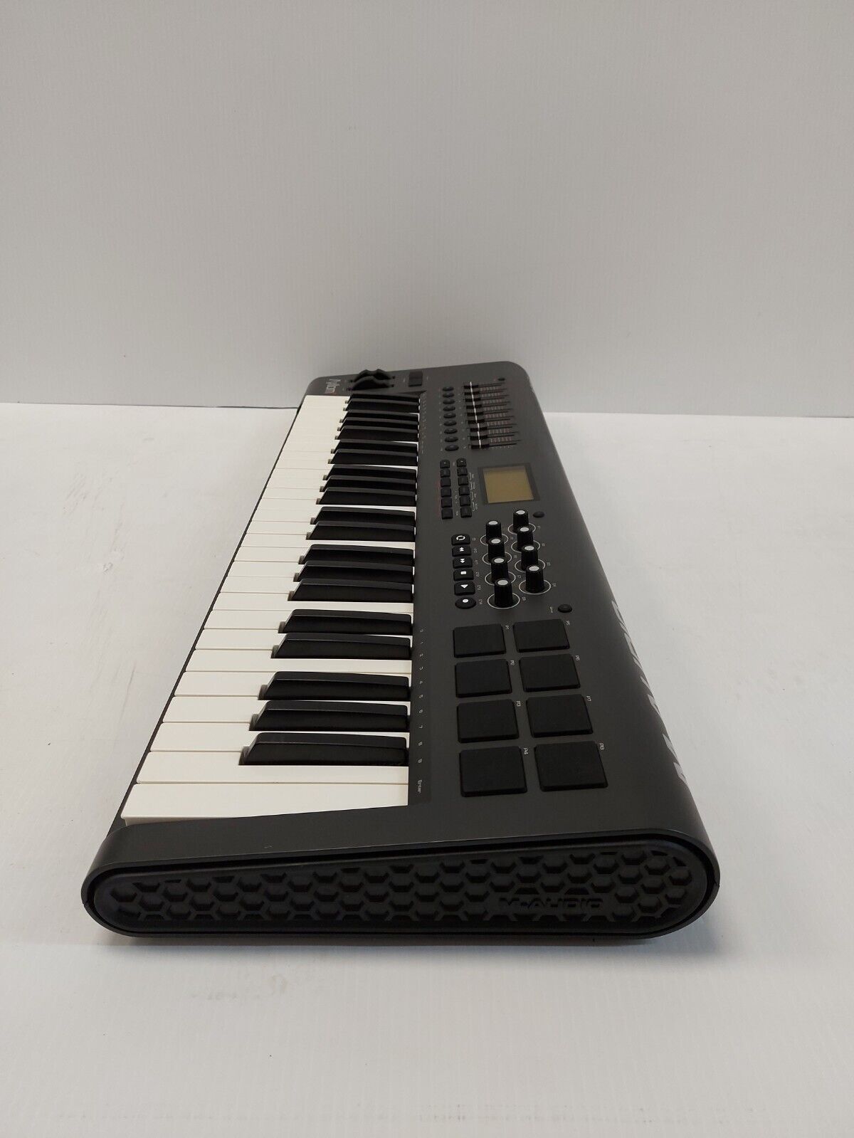 (N79708-1) M-Audio Axiom 49 Keyboard